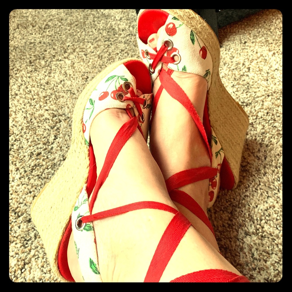 Woman’s wedge Espadrille sandals